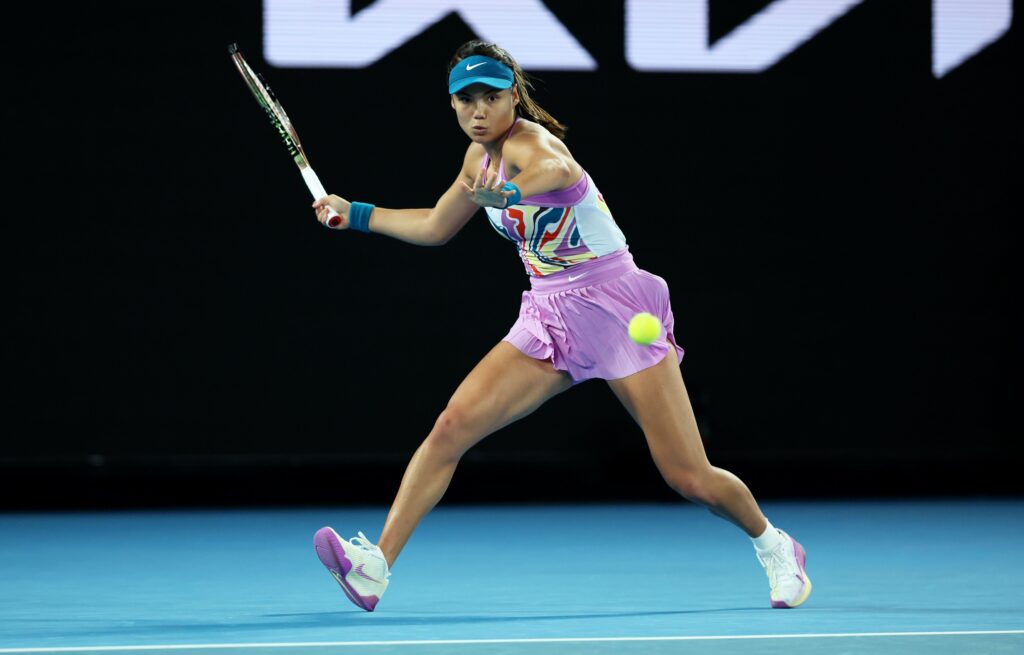 emma-raducanu-resilience-and-respect-at-the-dubai-tennis-championships