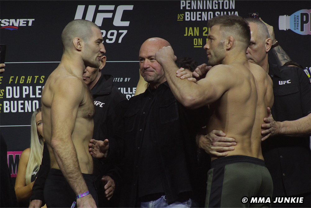 ufc-311-du-plessis-vs.-strickland-a-middleweight-rivalry-reignited